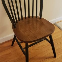 4 Dinning Chairs $25 Each
