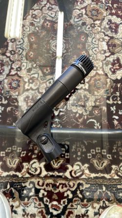 Shure SM57 dynamic microphone