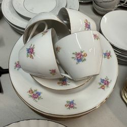 Vintage Dishes From China 