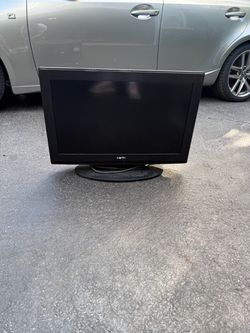 32” Sanyo TV