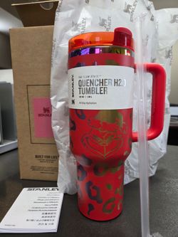 NWT Stanley 40oz Quencher