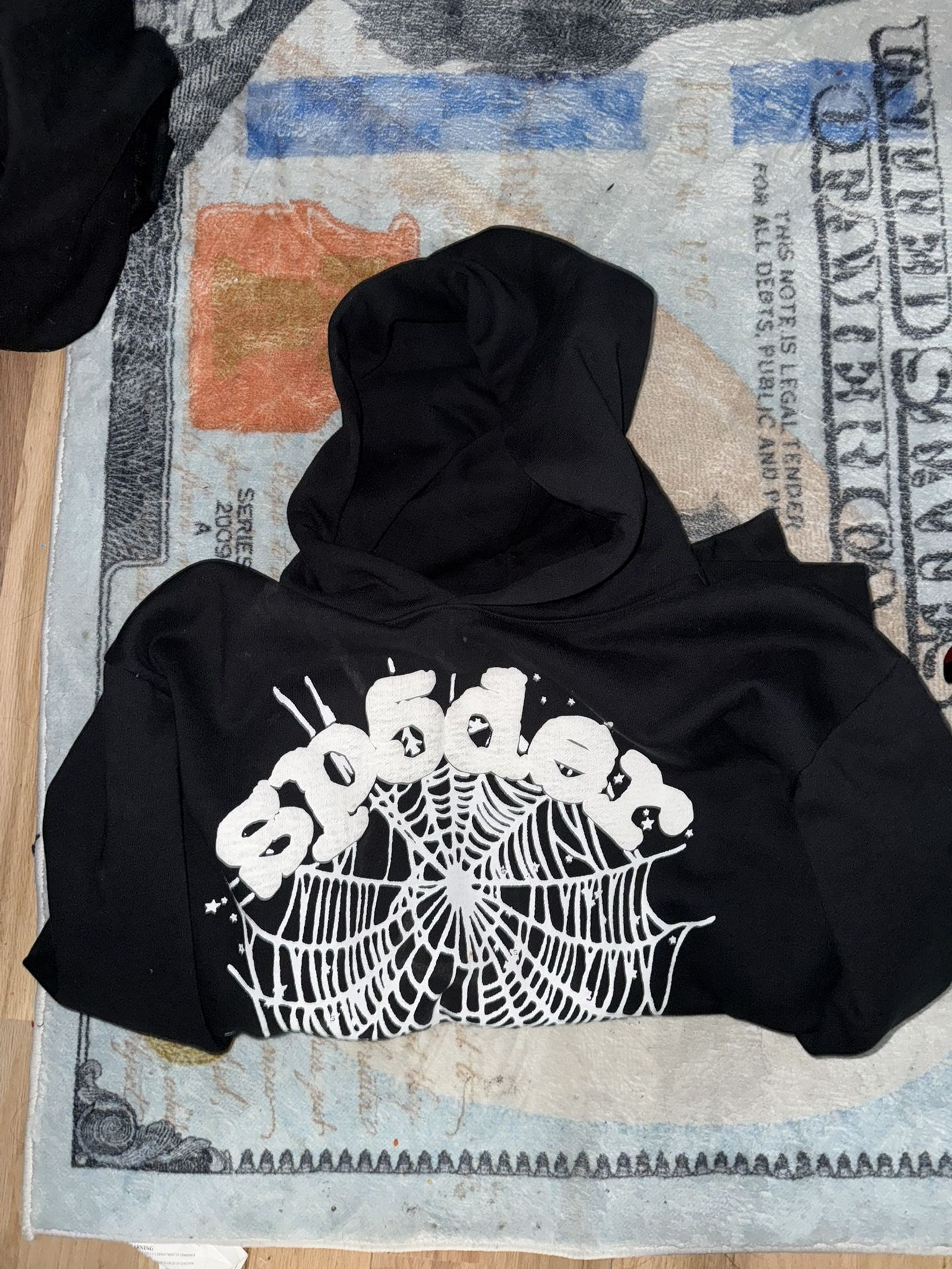 Spider Hoodie Size M