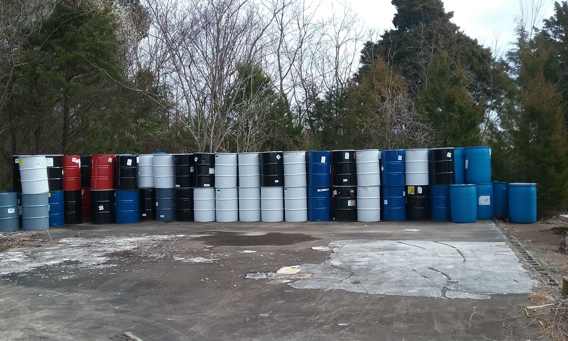 55 gall. Metal Barrels like new!