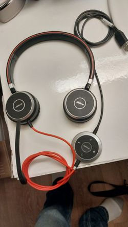 Jabra Evo 40 bluetooth head gear.