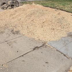 Free Stump Grinding Mulch