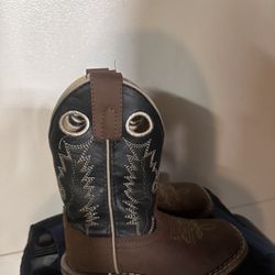 Girls Boots