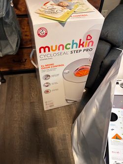 Munchkin Cycloseal Step Pro Diaper Pail