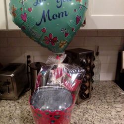 Mother's Day Basket 