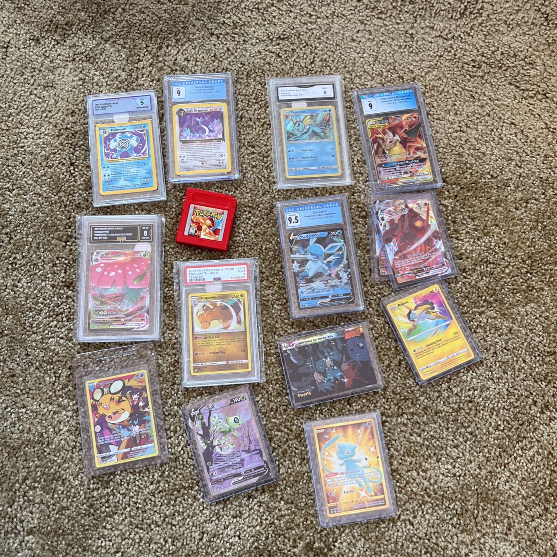 Pokemon cards & Gameboy Charizard Red