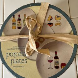 Boston warehouse 2001 unused snack plate set of 4