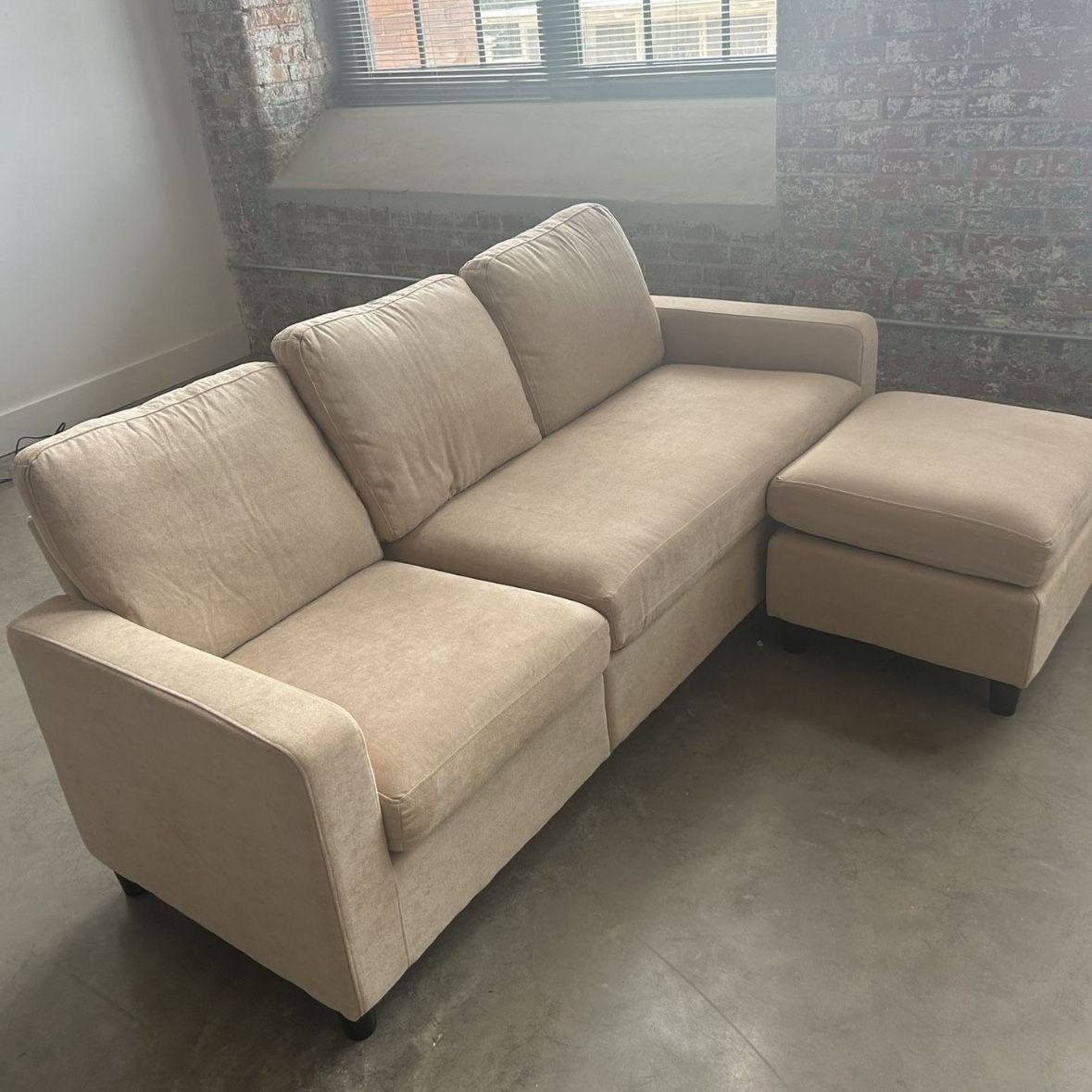 Beige Modern 78” Sectional Sofa with Reversible Chaise by Honbay