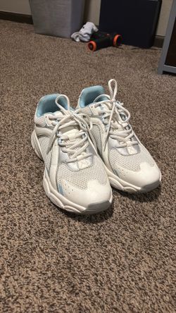 Conzuri Arios Size 11 Shoes 2.5in