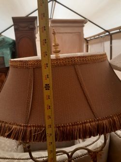 beautiful nightstand lamp, brand / Frederick Cooper Chicago