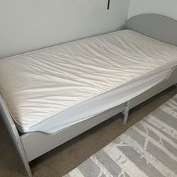 FREE Twin Bed - Long FREE
