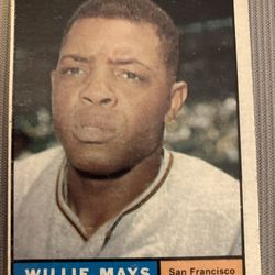 1961 Topps Baseball #150 Willie Mays 