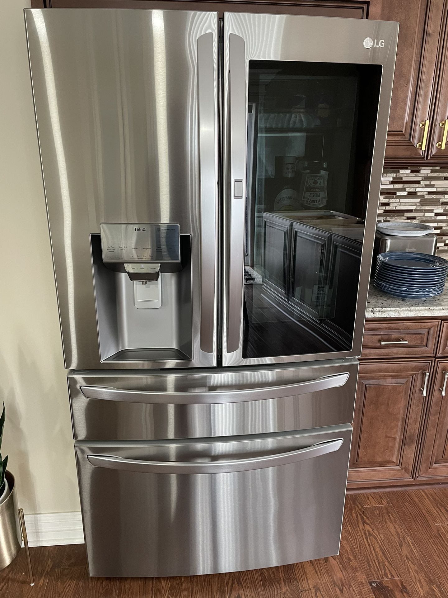 Refrigerator & Stove