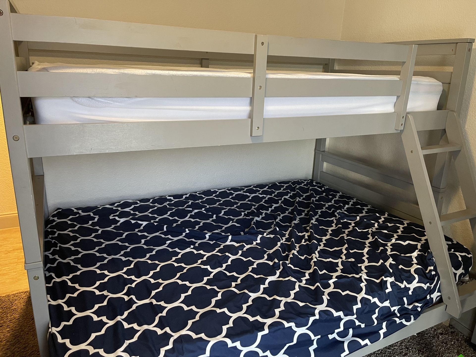 Twin over Full Bunk Bed WITH Matresses