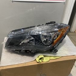2014-2016 Mercedes Benz CLA Left Headlight 