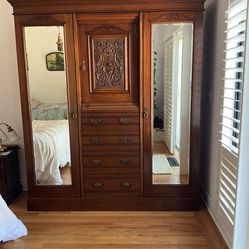 Antique  , Perfect Condition 