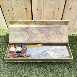 Vintage Feather Quill Pen Set