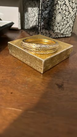 Gold Plated Bracelet. good Quality Cash Only !