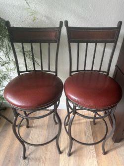 Swivel Bar Stools