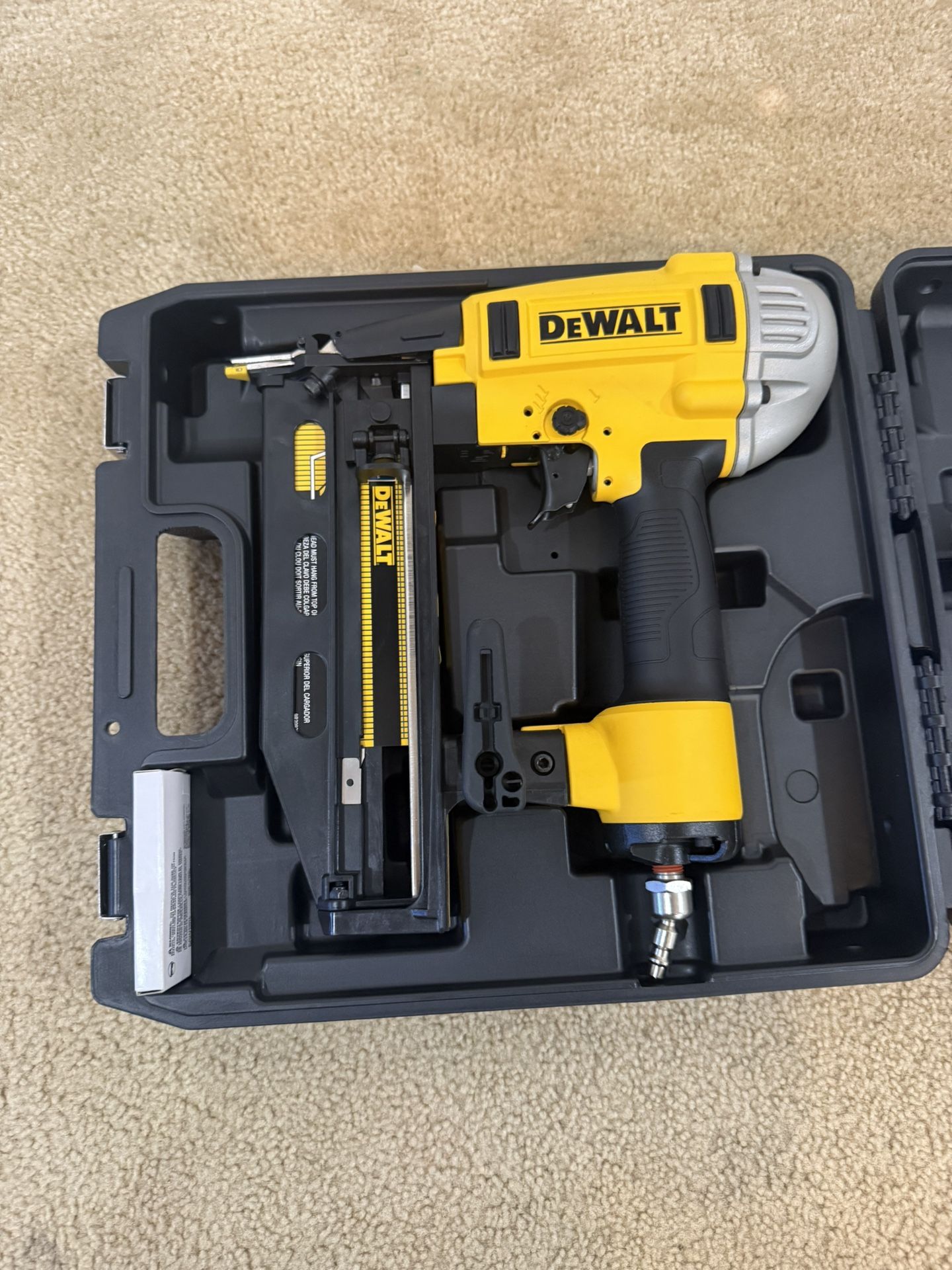 Dewalt 16 Gauge Finish Nailer