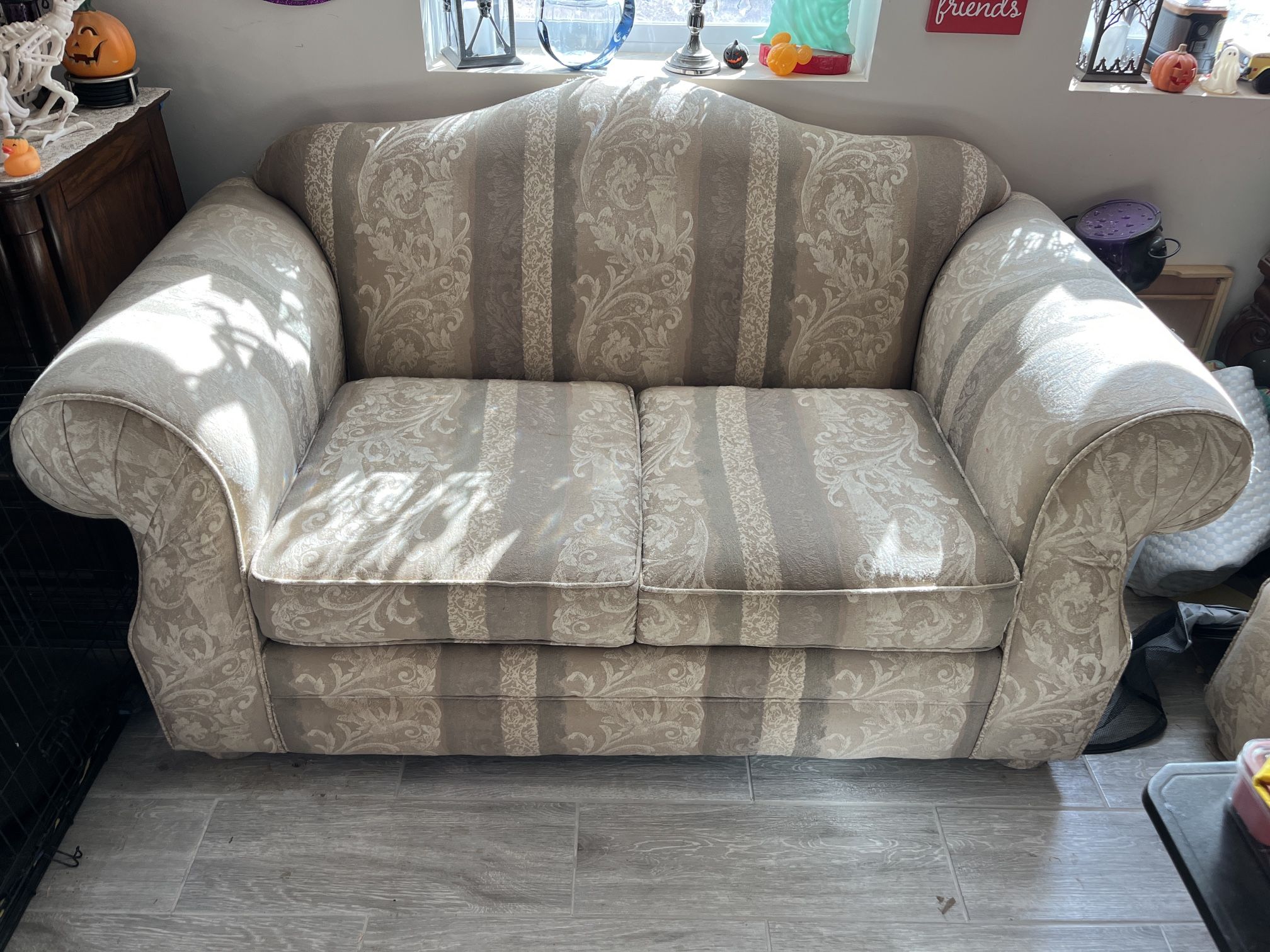 Loveseat OBO