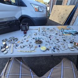 Storage Unit Jewlery Bundle