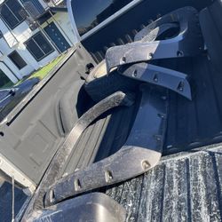 2010 Chevy 4x4 Side Views