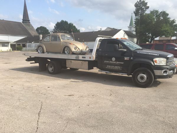 Tow truck Reca for Sale in Houston, TX - OfferUp