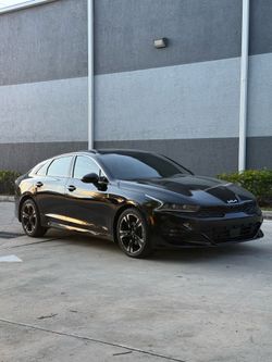 2022 KIA K5 GT Line