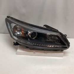 2013-2015 Honda Accord Right Headlight OEM 