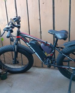 🔥🔥🔥SZTPS Sport Fat Tire Electric Bike Fully functional n equipped and charger kit included🔥🔥🔥