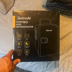 Portable mini Refrigerator 