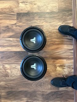 JL Audio 10W0v3-4 pair