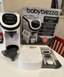 Baby Brezza Formula Maker Pro