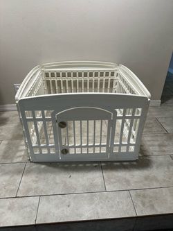 Puppy Playpen / Play Yard