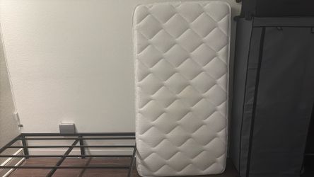 Twin Mattress – Excellent Condition – $180