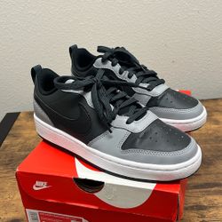 Nike Court Borough Low 2 (GS Size 6Y) – Like New w/ Box – Cash Only
