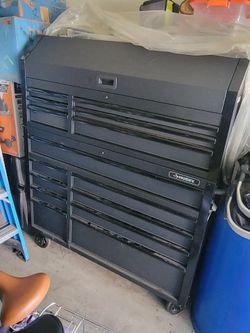 HUSKY TOOL BOX