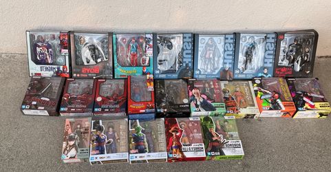 Mafex and Shfiguarts figures
