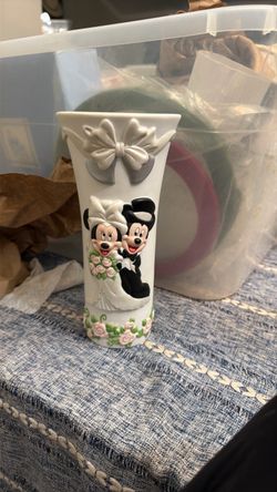 Bride and groom Minnie and Mickey vase