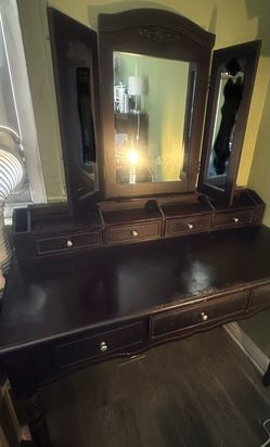 Small vanity