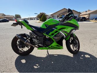 Kawasaki Ninja 300