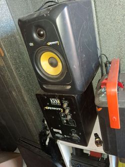 Studio Speakers