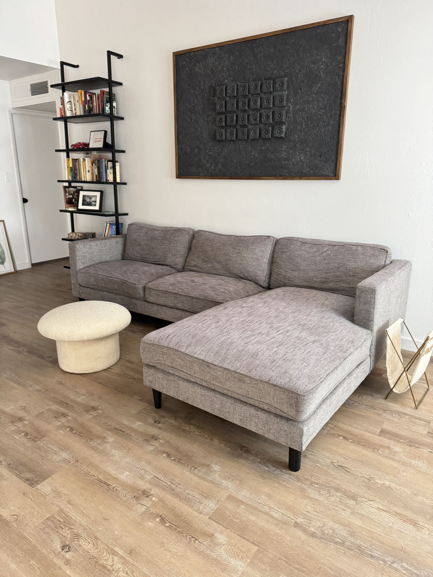 Living Spaces Sofa ( Delivery Available )