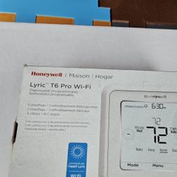 Lyric T6 Pro Smart Thermostat