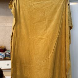 4 Curtains
