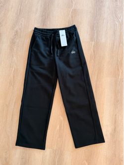 ALO Women Accolade Starlight Leg Sweatpants